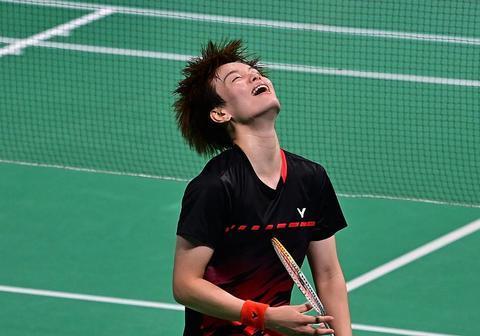 的方式截然 的方式截然