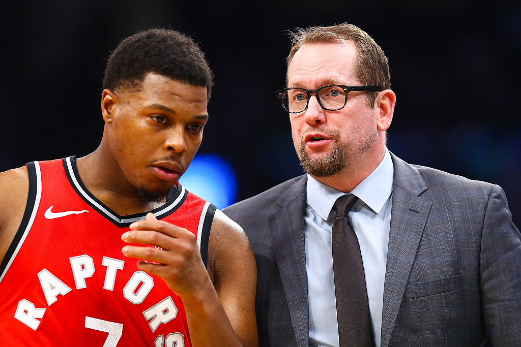 她没有出现 她没有出现