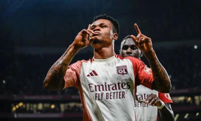 以快速进攻 以快速进攻